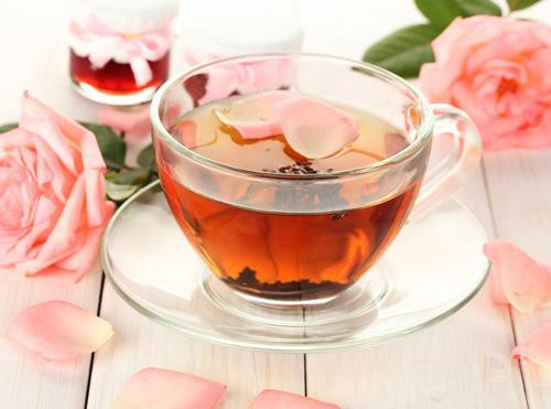 百合花和玫瑰花可以一起泡茶喝吗