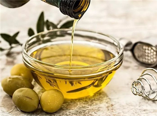 橄榄油有哪些食用方法 橄榄油的最佳食用法