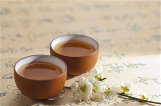 首乌生地茶的功效作用有哪些 什么人不能喝首乌生地茶