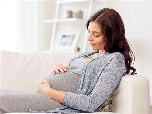 怀孕晚期该吃些什么 怀孕晚期的注意事项