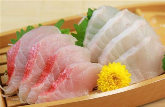 生鱼片有什么营养价值 吃生鱼片要注意些什么