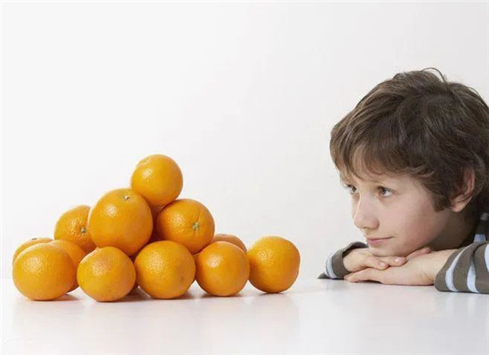 孩子积食吃什么水果可以缓解 积食的后果你想象不到